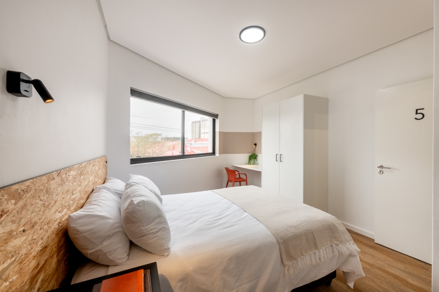 6 Bedroom Property for Sale in Observatory Western Cape